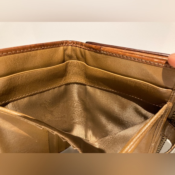 Burberry Studded Leather Wallet - Picture 6 of 6